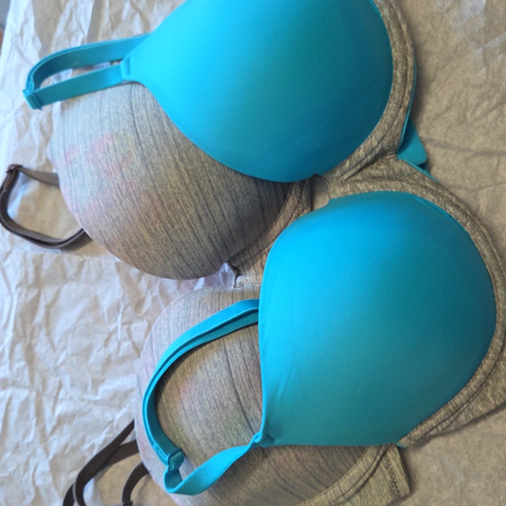 Blue and Gray Women's Bra Set